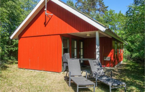 3 Bedroom Stunning Home In Aakirkeby